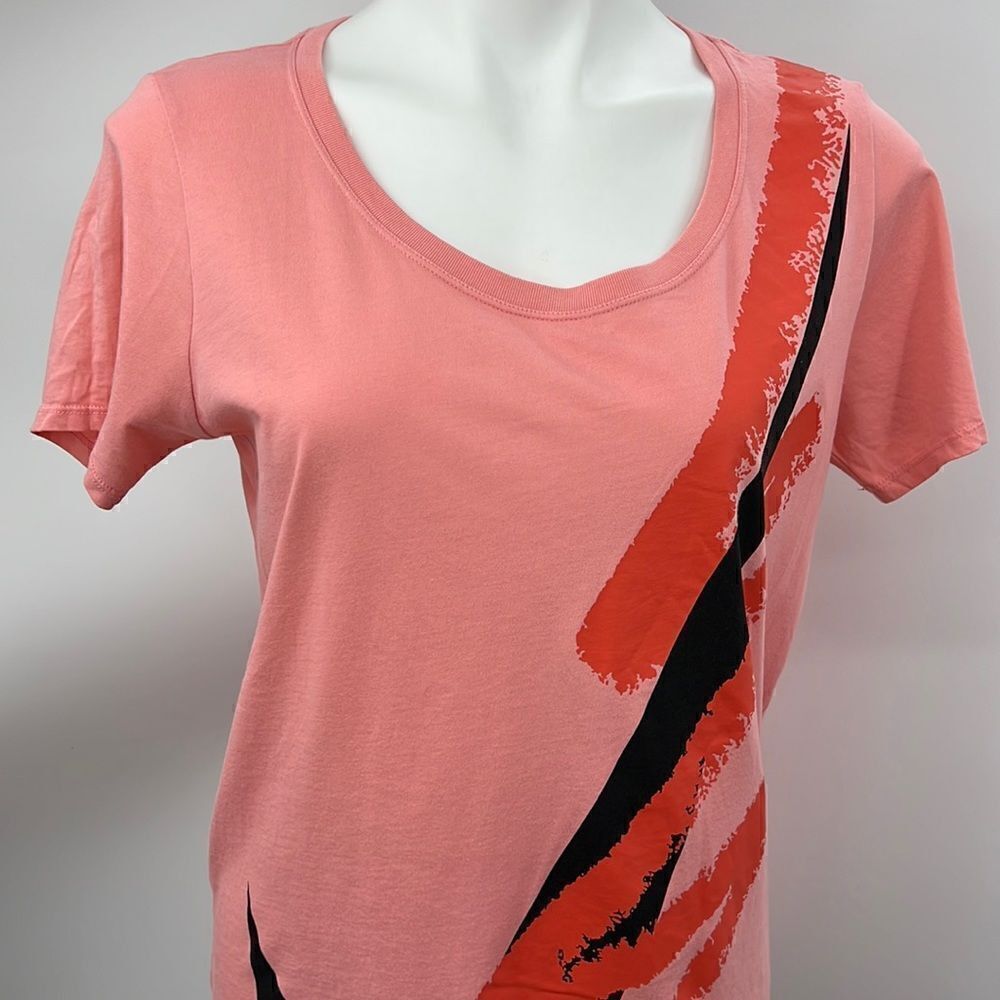 Nike peach short sleeve black swoosh T-shirt medium